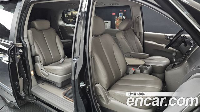 Kia Carnival R Grand Carnival GLX Luxury 2012 — фото 10