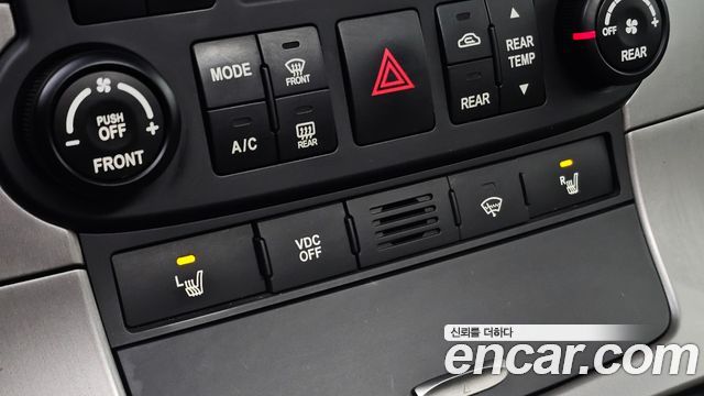 Kia Carnival R Grand Carnival GLX Luxury 2012 — фото 17