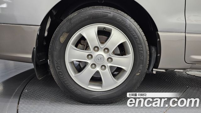 Hyundai Grand Starex 11-Seater Wagon HVX VIP PACK 2014 — фото 5