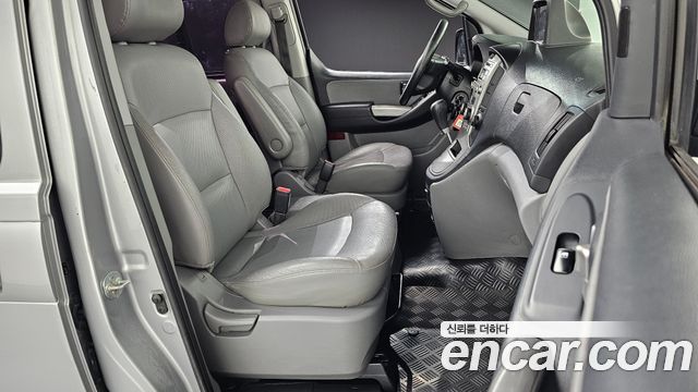 Hyundai Grand Starex 11-Seater Wagon HVX VIP PACK 2014 — фото 26