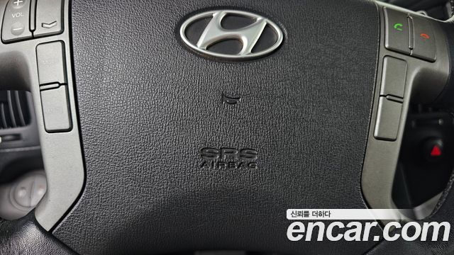 Hyundai Grand Starex 11-Seater Wagon HVX VIP PACK 2014 — фото 27