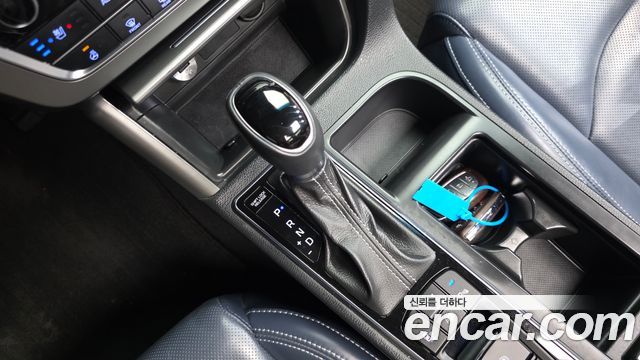 Hyundai Sonata Hybrid (LF) 2.0 HEV Premium 2016 — фото 9