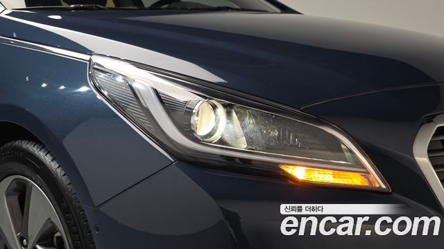 Hyundai Sonata Hybrid (LF) 2.0 HEV Premium 2016 — фото 22
