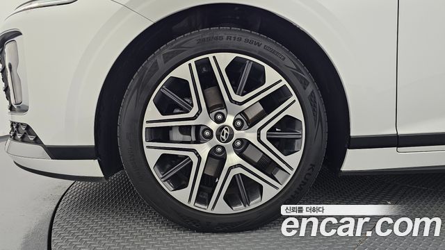 Hyundai Grandeur (GN7) 2,5 Gasoline 2WD Premium 2024 — фото 5