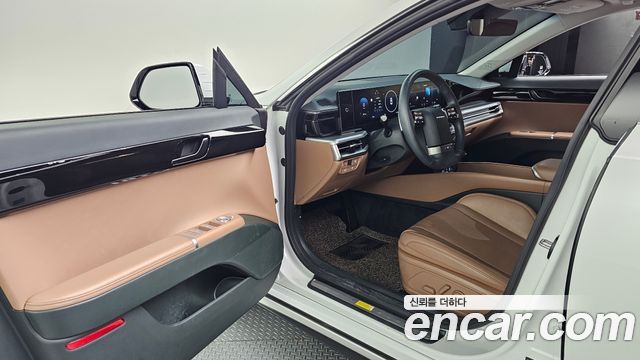 Hyundai Grandeur (GN7) 2,5 Gasoline 2WD Premium 2024 — фото 10