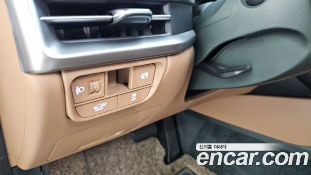 Hyundai Grandeur (GN7) 2,5 Gasoline 2WD Premium 2024 — фото 27