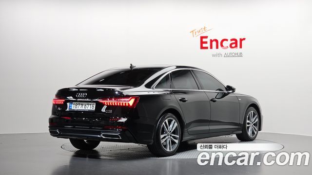 Audi A6 (C8) 45 TFSI Quattro Premium 2021 — фото 2