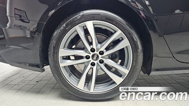 Audi A6 (C8) 45 TFSI Quattro Premium 2021 — фото 5