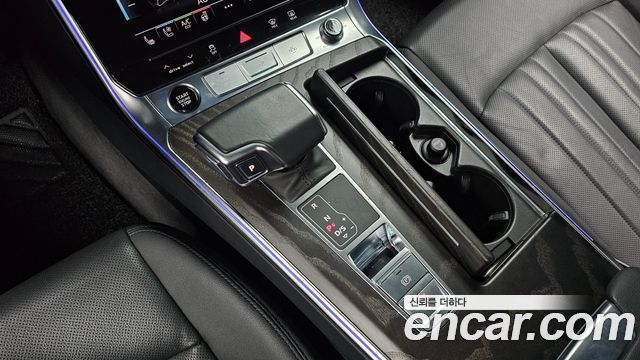 Audi A6 (C8) 45 TFSI Quattro Premium 2021 — фото 9