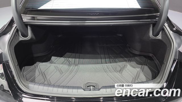 Kia K8 Hybrid Signature 2025 — фото 17
