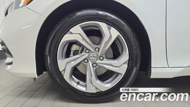 Honda Accord (X) 1.5 Turbo 2018 — фото 5