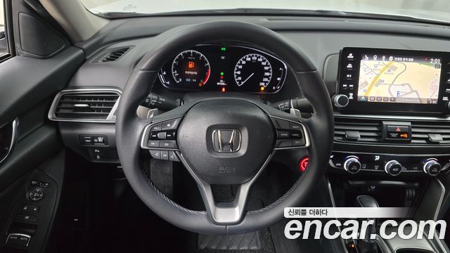Honda Accord (X) 1.5 Turbo 2018 — фото 12
