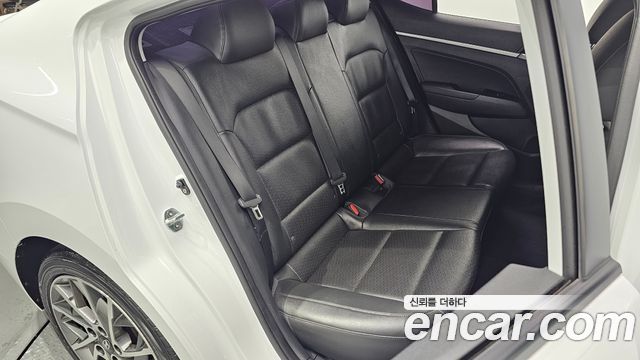 Hyundai Avante (AD) 1.6 Style 2019 — фото 11
