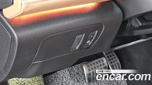 Renault Korea SM6 1.8 TCe Premiere 2023 — фото 21