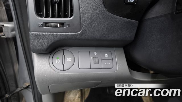 Hyundai Grand Starex Urban 9-Seater Premium 2019 — фото 18