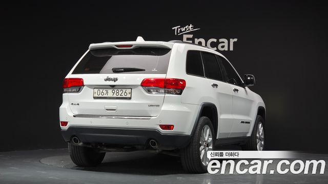 Jeep Grand Cherokee 3.6 Limited WK2 2017 — фото 2
