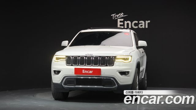 Jeep Grand Cherokee 3.6 Limited WK2 2017 — фото 3