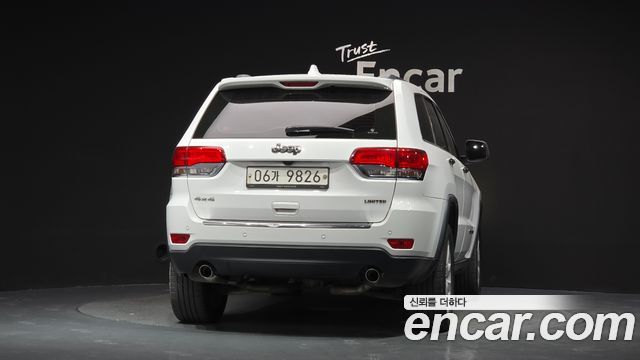 Jeep Grand Cherokee 3.6 Limited WK2 2017 — фото 4