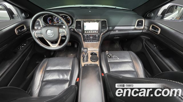 Jeep Grand Cherokee 3.6 Limited WK2 2017 — фото 7