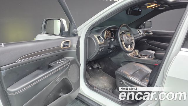 Jeep Grand Cherokee 3.6 Limited WK2 2017 — фото 10