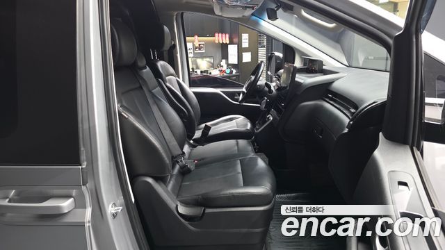 Hyundai Staria Cargo 3-Seater Modern 2022 — фото 11