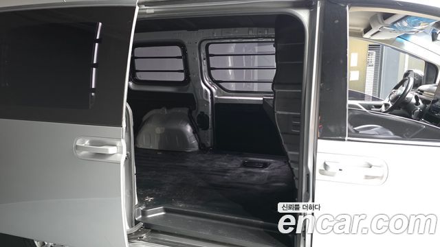 Hyundai Staria Cargo 3-Seater Modern 2022 — фото 12