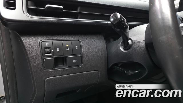 Hyundai Staria Cargo 3-Seater Modern 2022 — фото 17