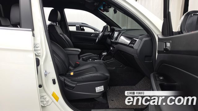KG Mobility (SsangYong) Rexton Sports Khan Diesel 2.2 4WD Prestige 2022 — фото 15
