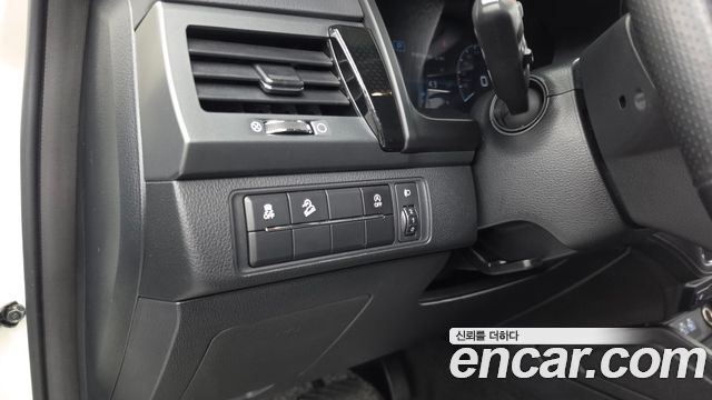 KG Mobility (SsangYong) Rexton Sports Khan Diesel 2.2 4WD Prestige 2022 — фото 34