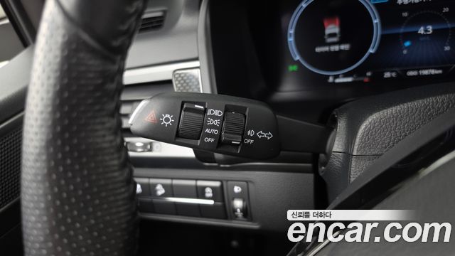 KG Mobility (SsangYong) Rexton Sports Khan Diesel 2.2 4WD Prestige 2022 — фото 35