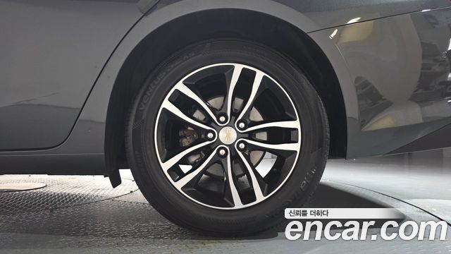 Chevrolet Malibu 1.5 Turbo LTZ Premium Safety 2017 — фото 21