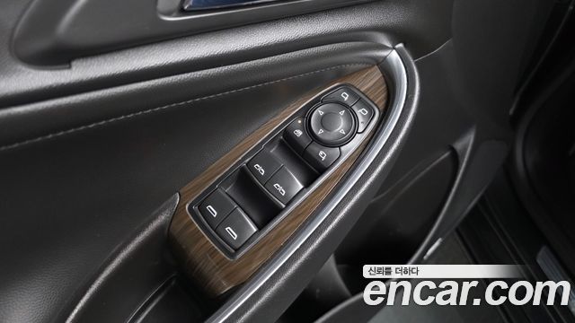Chevrolet Malibu 1.5 Turbo LTZ Premium Safety 2017 — фото 32