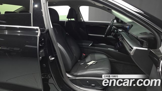 Hyundai Grandeur (GN7) 2,5 Gasoline 2WD Premium 2023 — фото 11