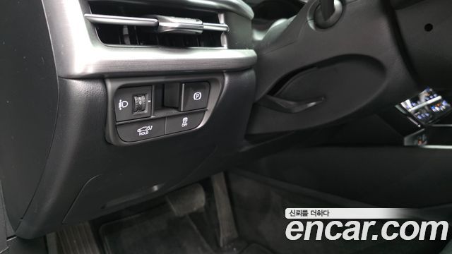 Hyundai Grandeur (GN7) 2,5 Gasoline 2WD Premium 2023 — фото 29
