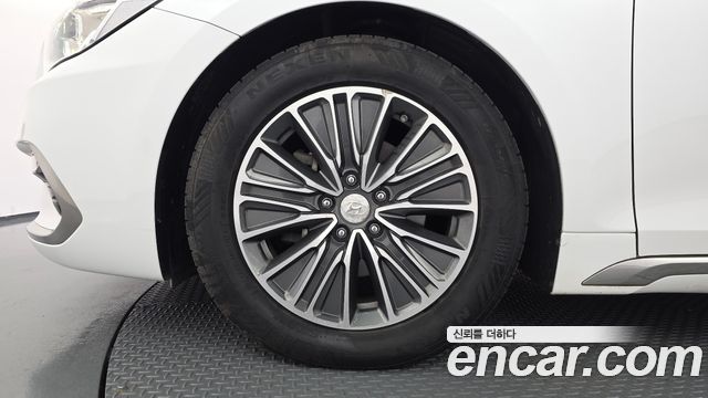 Hyundai Grandeur Hybrid (IG) Exclusive 2018 — фото 5