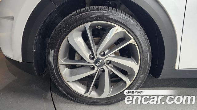 Kia Niro Prestige 2017 — фото 5