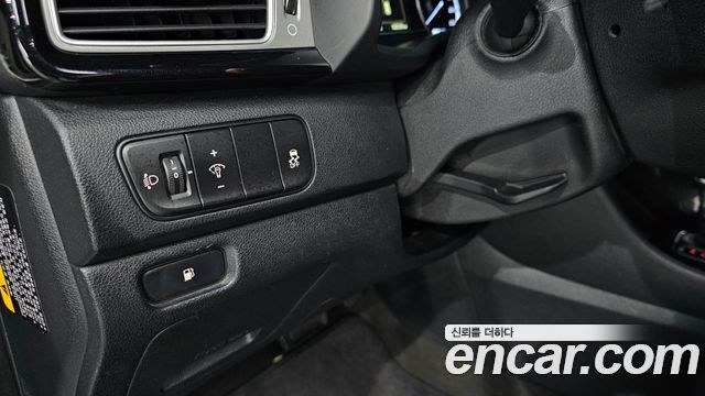 Kia Niro Prestige 2017 — фото 19