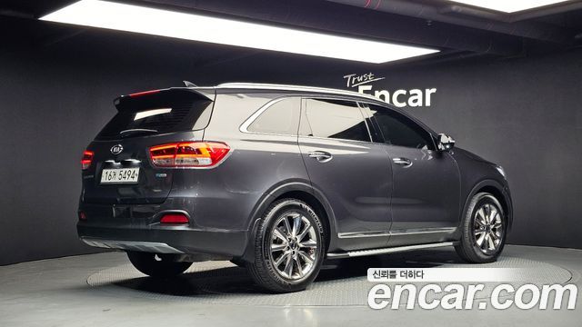 Kia Sorento Diesel 2.0 2WD Noblesse Special 2016 — фото 2