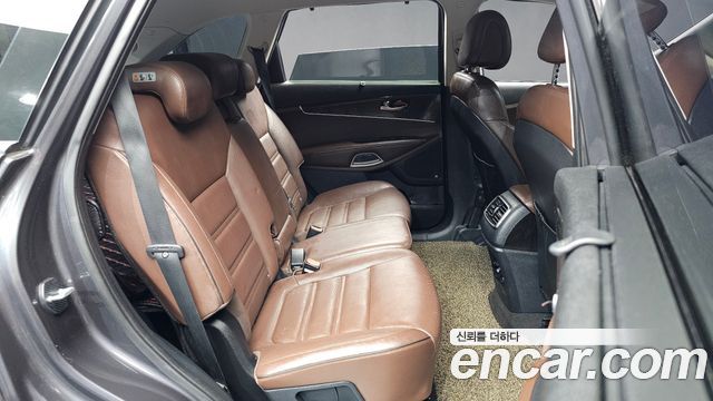Kia Sorento Diesel 2.0 2WD Noblesse Special 2016 — фото 12