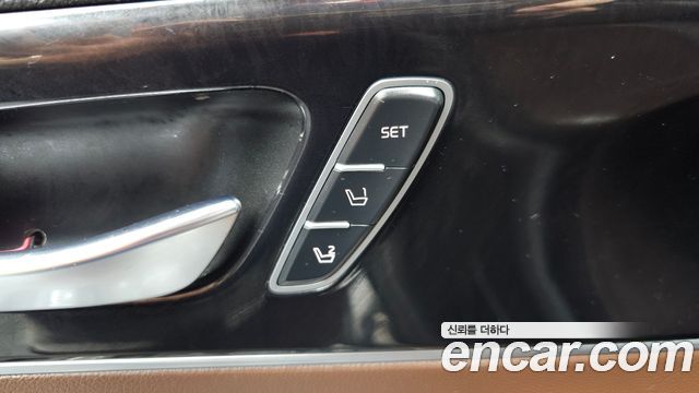 Kia Sorento Diesel 2.0 2WD Noblesse Special 2016 — фото 16