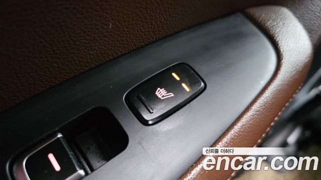 Kia Sorento Diesel 2.0 2WD Noblesse Special 2016 — фото 19