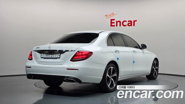 Mercedes-Benz E-Class (W213) E250 Avantgarde 2020 — фото 2