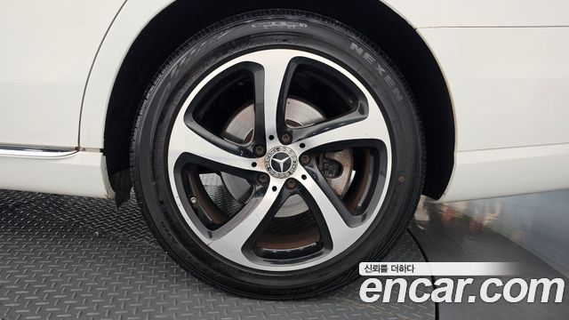Mercedes-Benz E-Class (W213) E250 Avantgarde 2020 — фото 21
