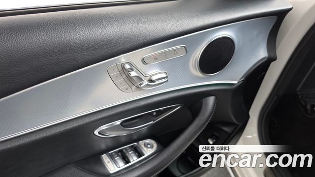 Mercedes-Benz E-Class (W213) E250 Avantgarde 2020 — фото 31