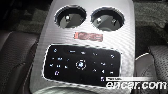 Hyundai Palisade Diesel 2.2 4WD VIP 2023 — фото 36