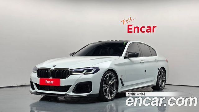 BMW 5 Series (G30) M550i xDrive 2021 — фото 1