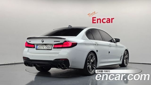 BMW 5 Series (G30) M550i xDrive 2021 — фото 2