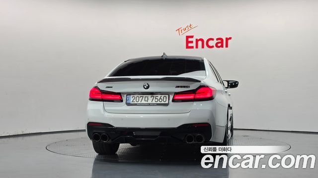 BMW 5 Series (G30) M550i xDrive 2021 — фото 4