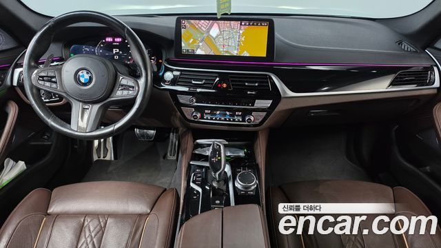BMW 5 Series (G30) M550i xDrive 2021 — фото 7