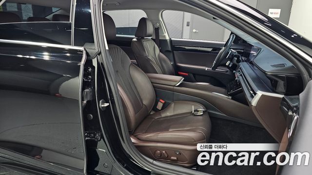 Hyundai Grandeur (GN7) 2,5 Gasoline 2WD Exclusive 2023 — фото 11